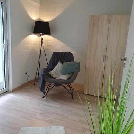 Privat Apartaments , Eigene Eigang, Eigene Badezimmer, Und Eigene Kueche Straelen Exterior photo